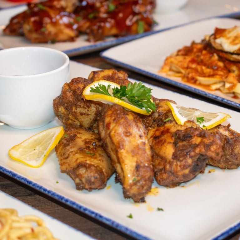 Delicious Chicken Wings: A Crowd Favorite